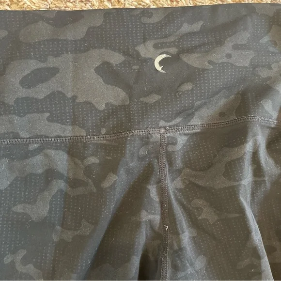 Zyia Leggings Bundle Womens Size 4 Camo Neon Yellow Activewear Compression - Picture 6 of 11